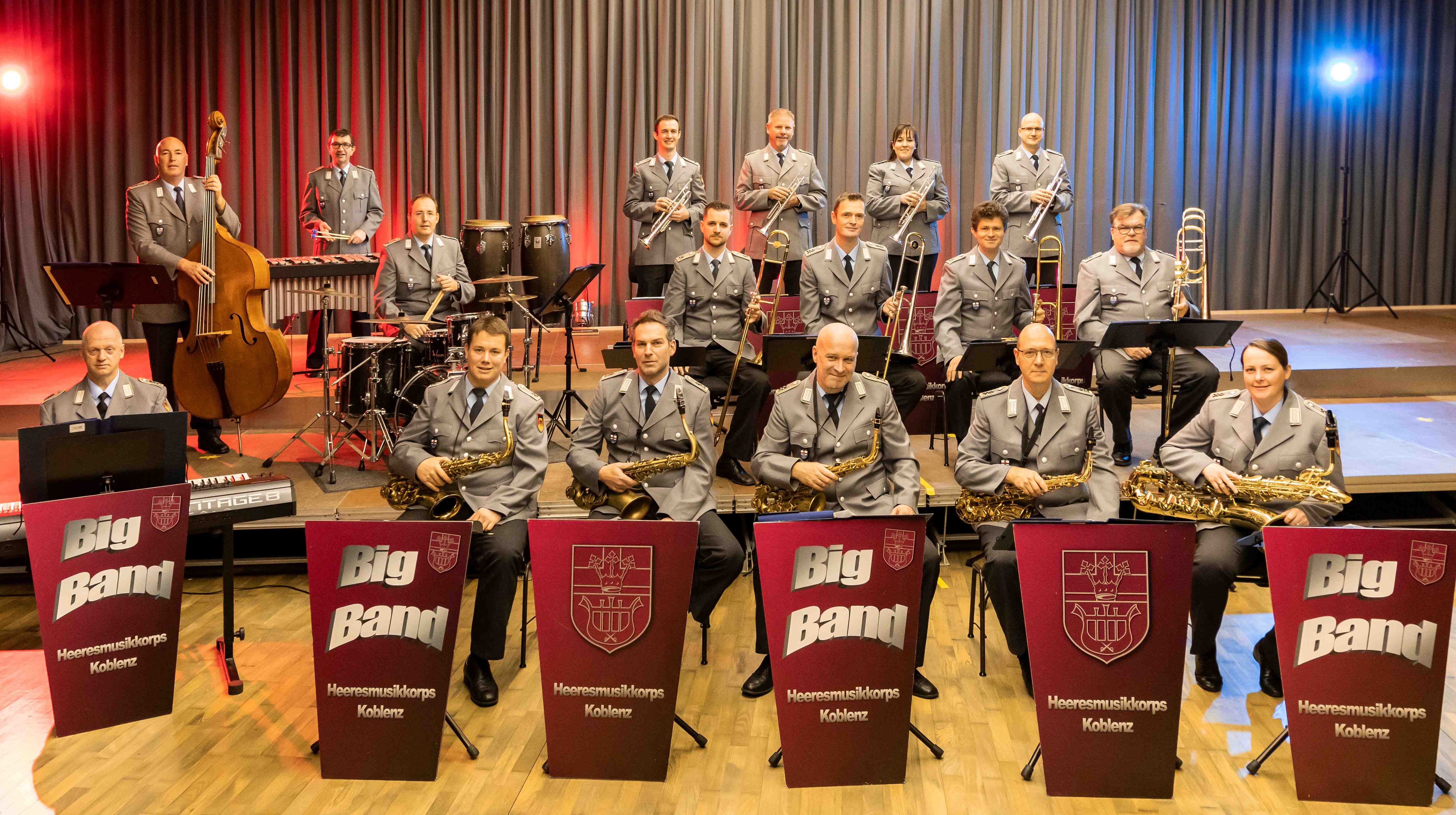 Benefizkonzert mit der Big Band des Heeresmusikkorps Koblenz Benefizkonzert mit der Big Band des Heeresmusikkorps Koblenz